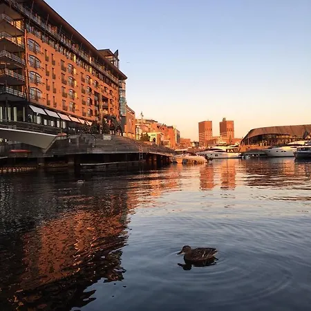 アパート Center - Tjuvholmen Aker Brygge オスロ